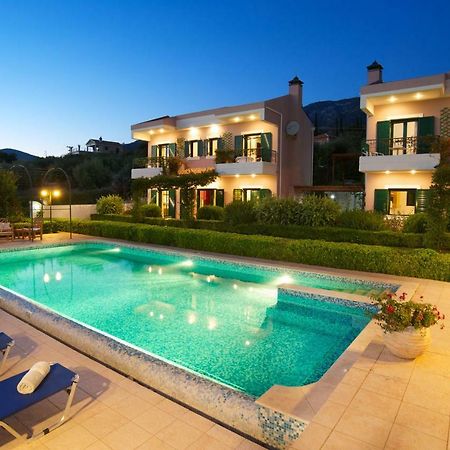 Mousata Lucia Simona Villas מראה חיצוני תמונה