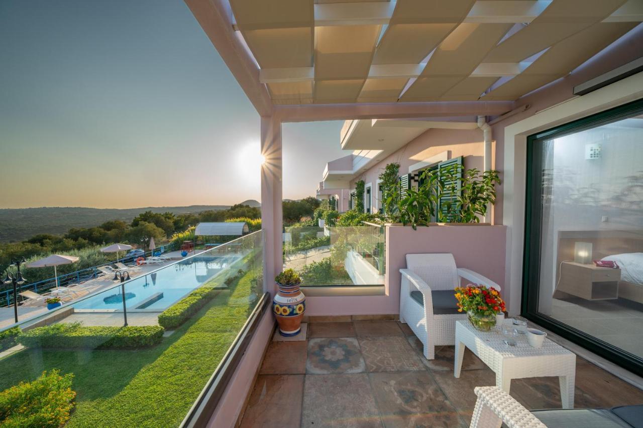 Mousata Lucia Simona Villas מראה חיצוני תמונה