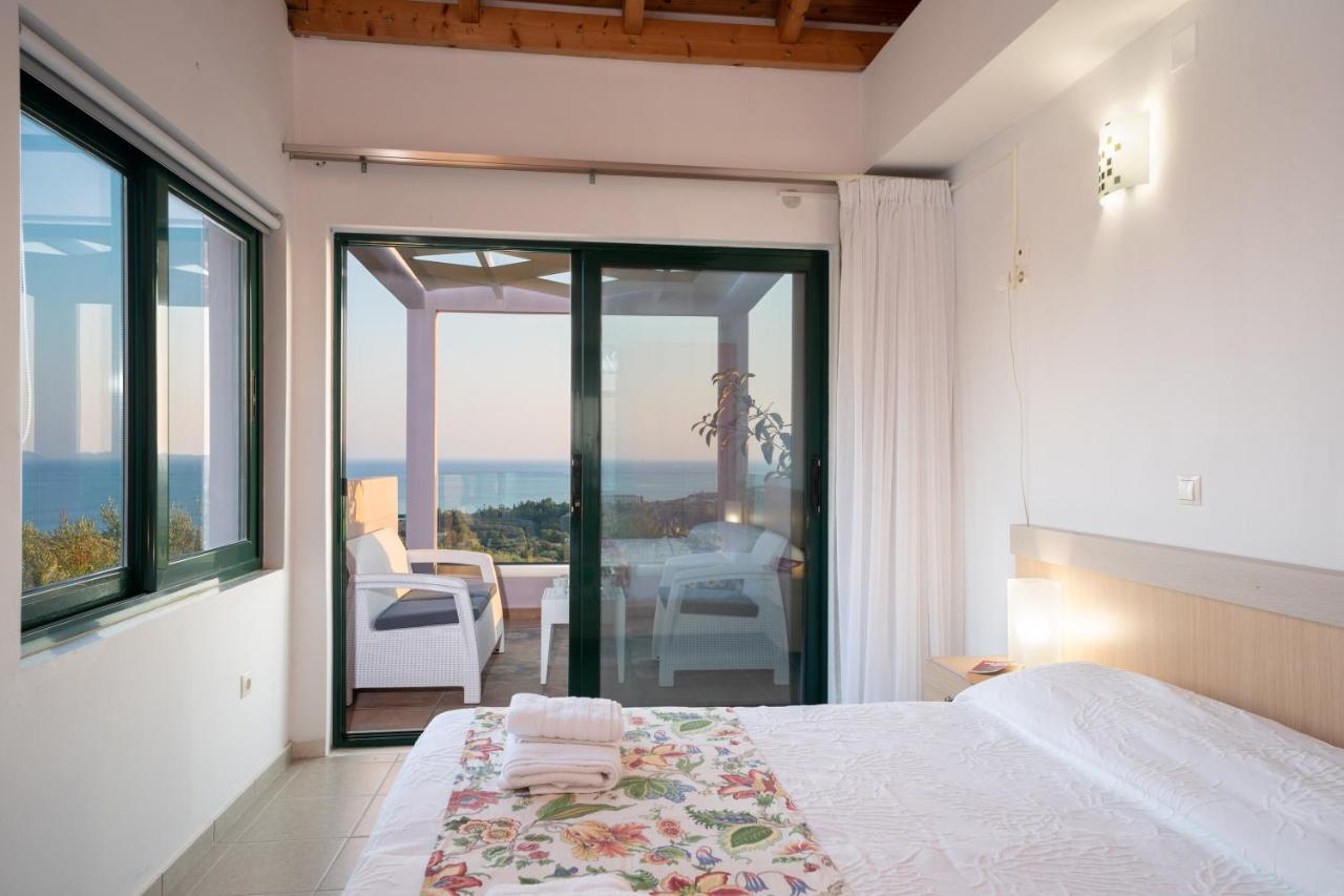 Mousata Lucia Simona Villas מראה חיצוני תמונה