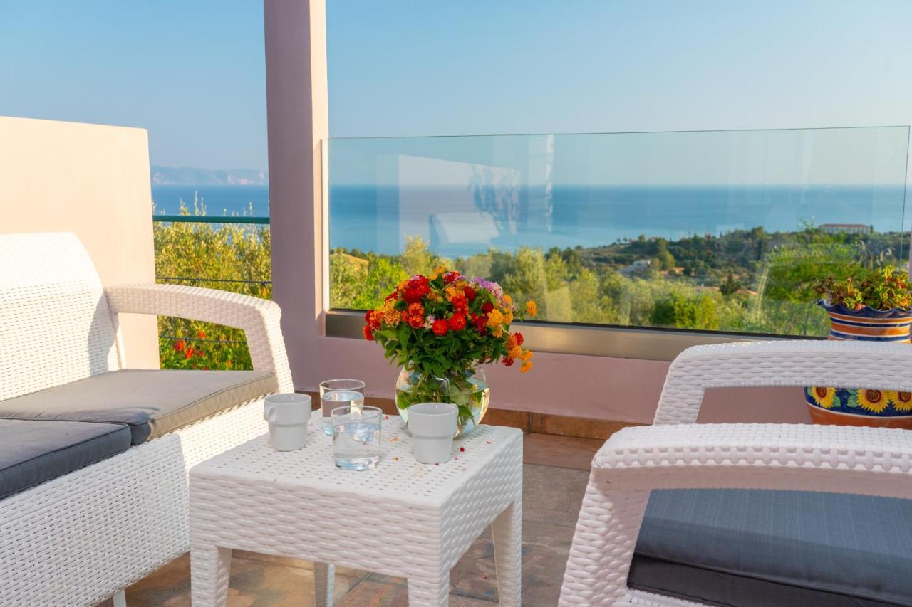 Mousata Lucia Simona Villas מראה חיצוני תמונה