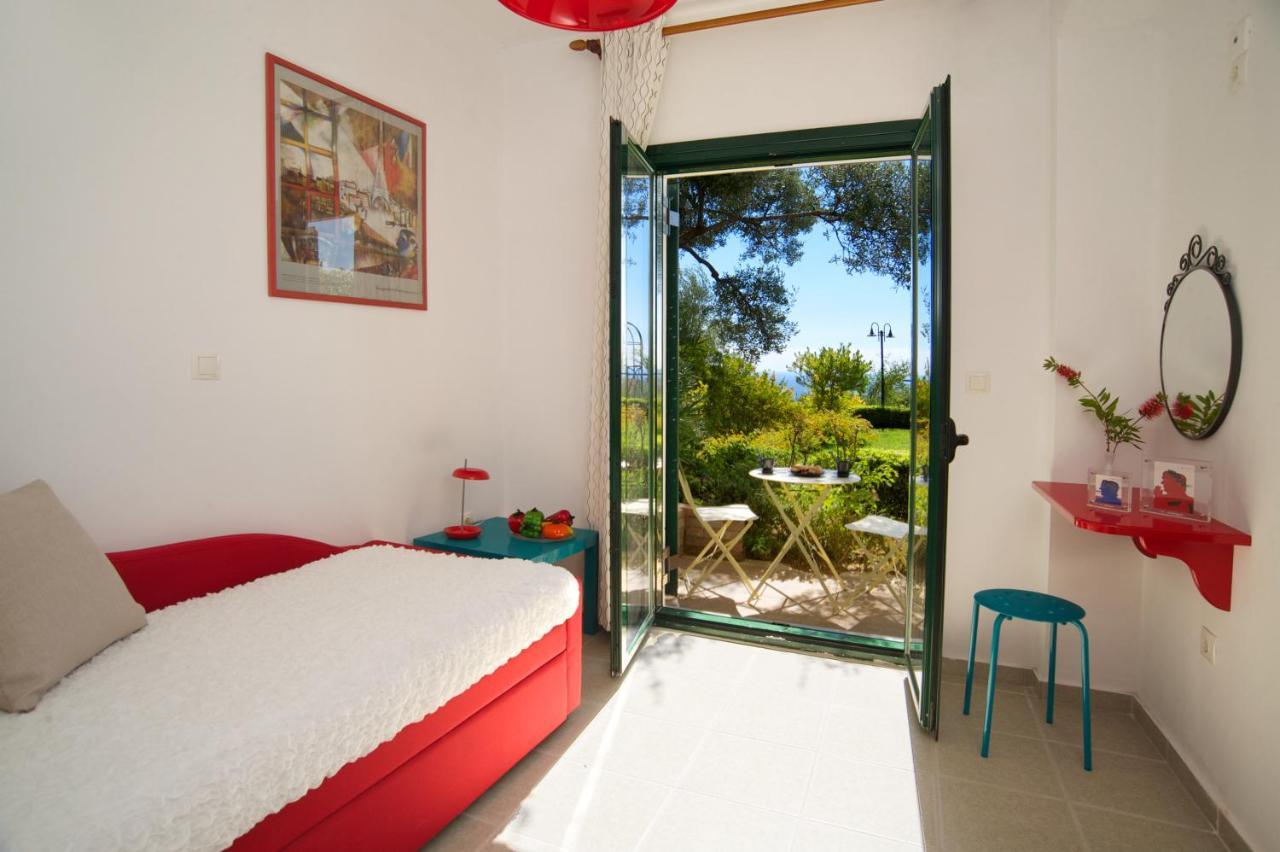 Mousata Lucia Simona Villas מראה חיצוני תמונה
